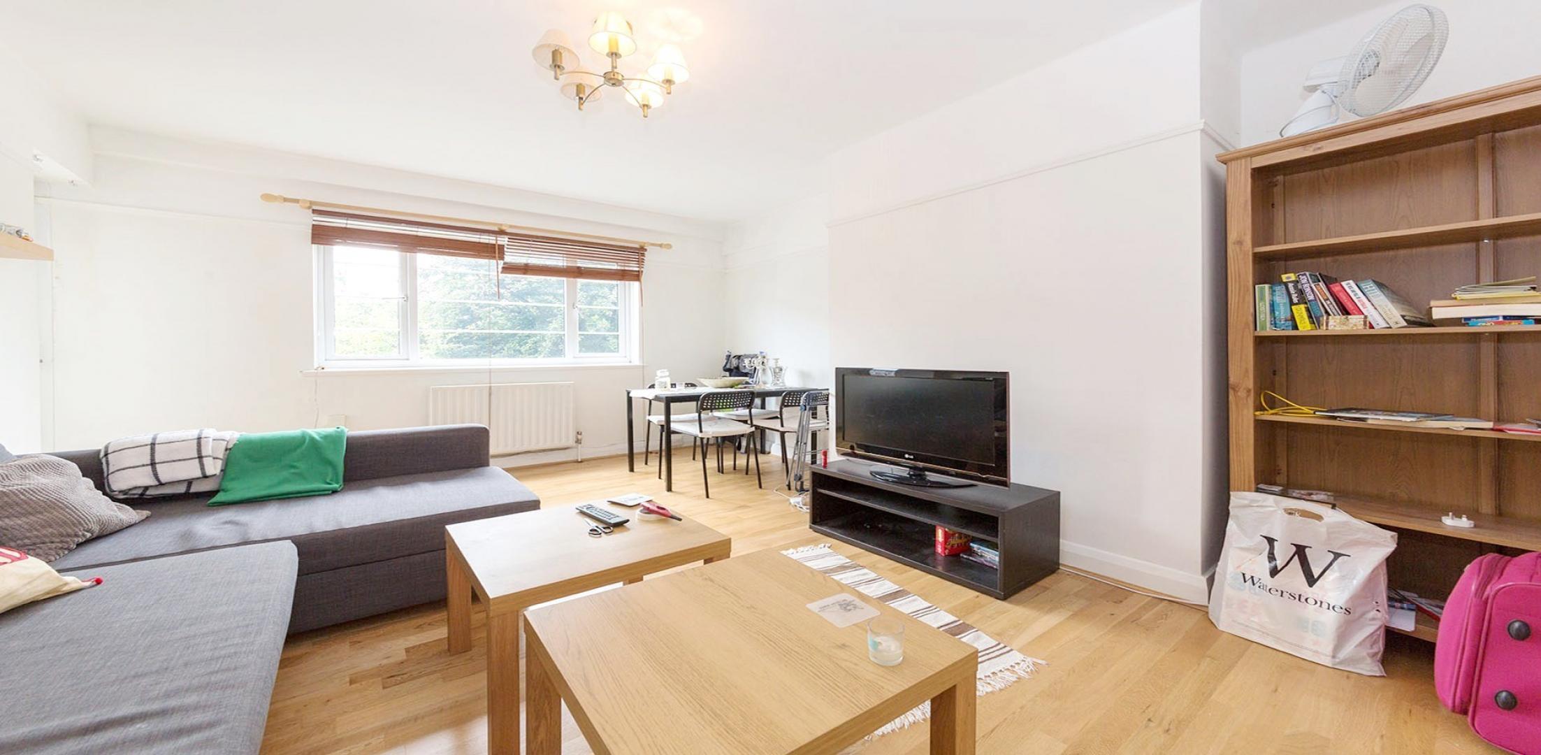 			2 Bedroom, 1 bath, 1 reception Flat			 West End Lane, WEST HAMPSTEAD